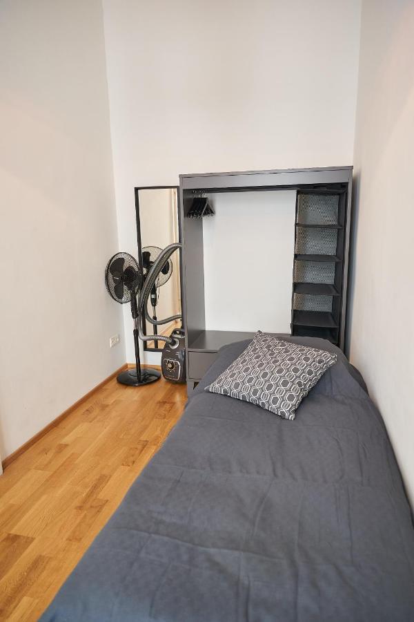 Fancy Home For 5 With Self-Check-In At Spittelberg ウィーン エクステリア 写真