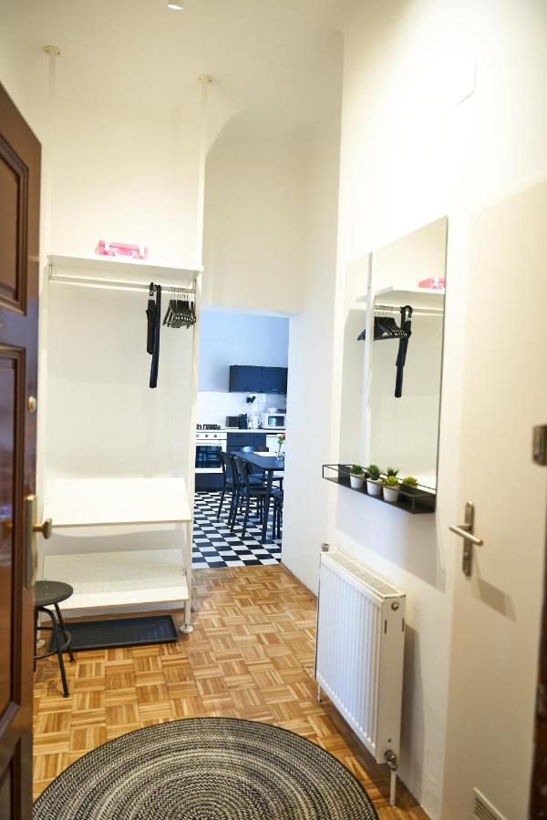 Fancy Home For 5 With Self-Check-In At Spittelberg ウィーン エクステリア 写真