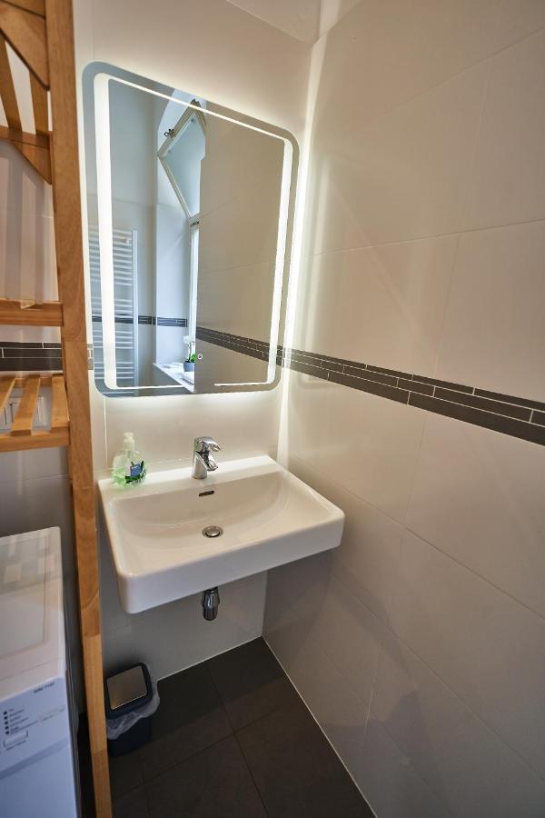 Fancy Home For 5 With Self-Check-In At Spittelberg ウィーン エクステリア 写真