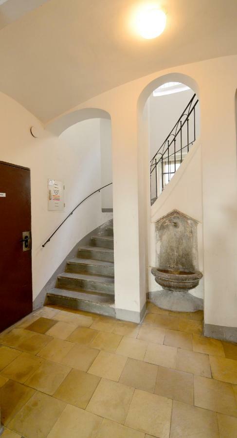 Fancy Home For 5 With Self-Check-In At Spittelberg ウィーン エクステリア 写真