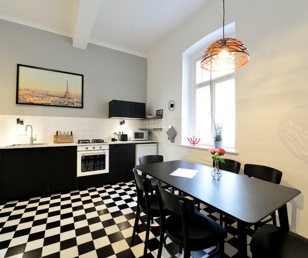 Fancy Home For 5 With Self-Check-In At Spittelberg ウィーン エクステリア 写真